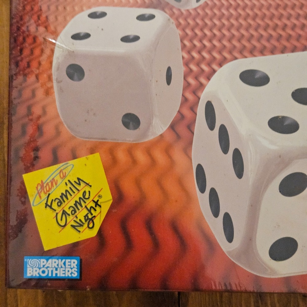NEW SEALED Yahtzee Dice Game 2005 Parker Brothers Hasbro Family Game Night - Picture 2 of 6